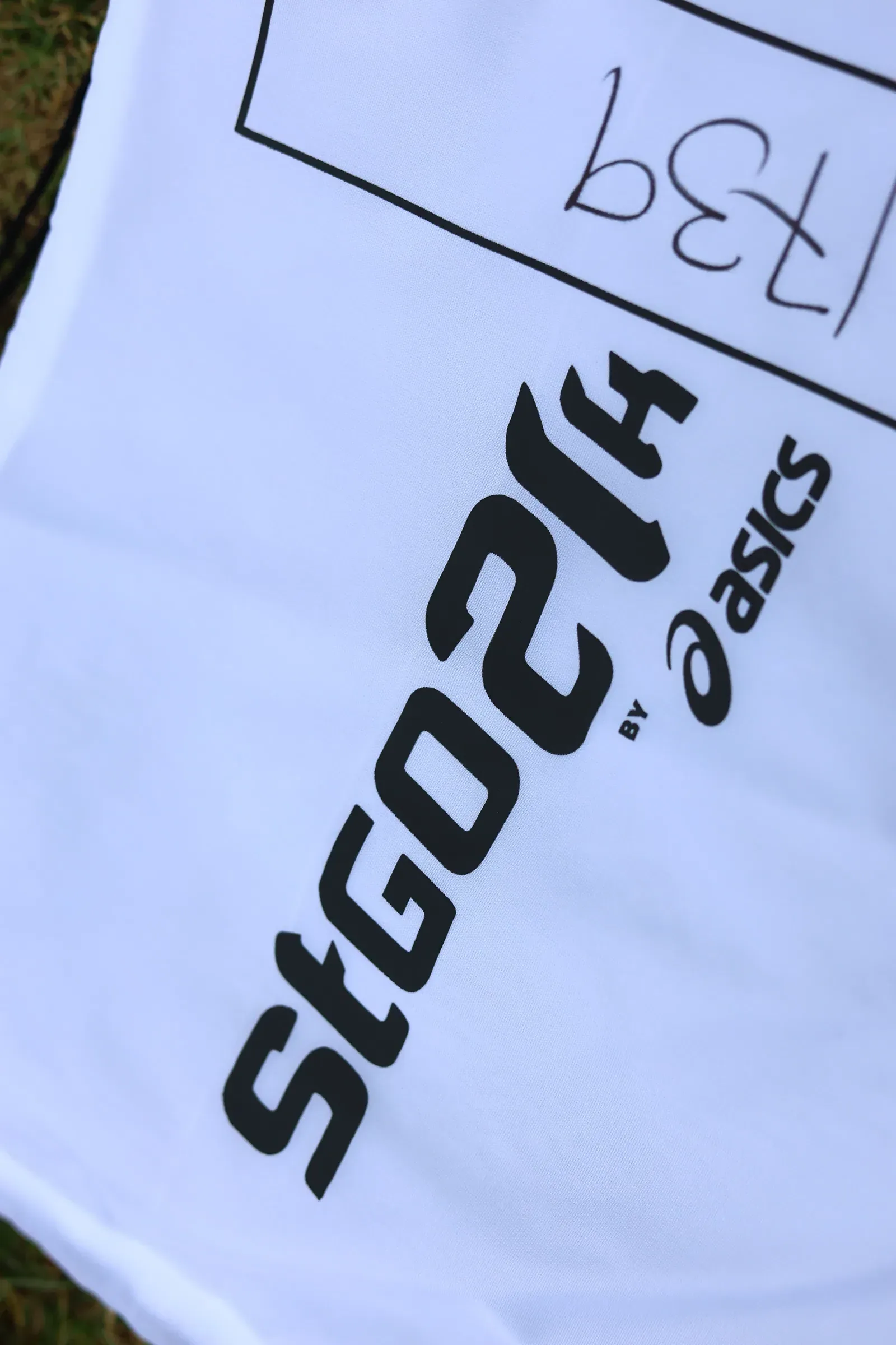 STGO 21K by ASICS runner's bag