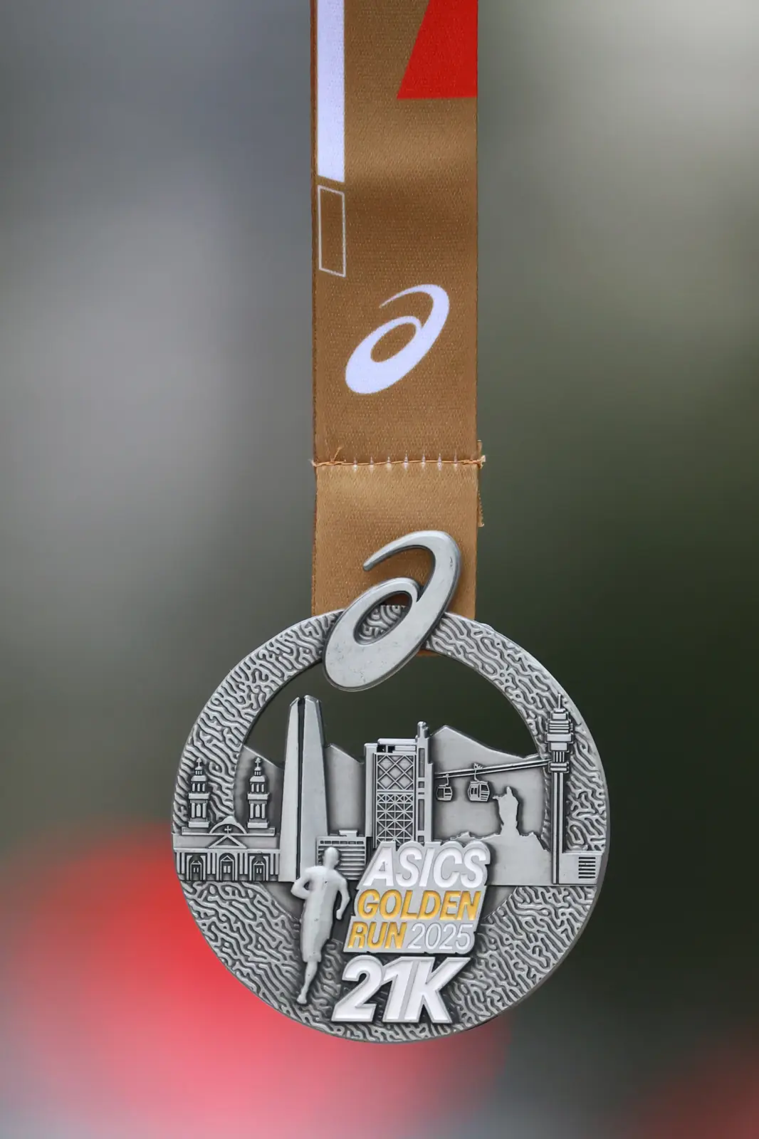 Custom STGO 21K by ASICS medal