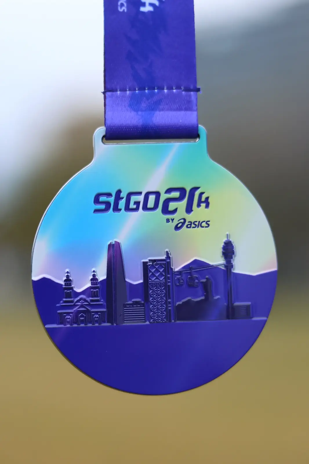 Full-color STGO 21K by ASICS medal